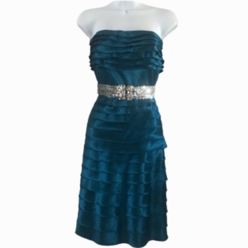 Maggy London Strapless Dress